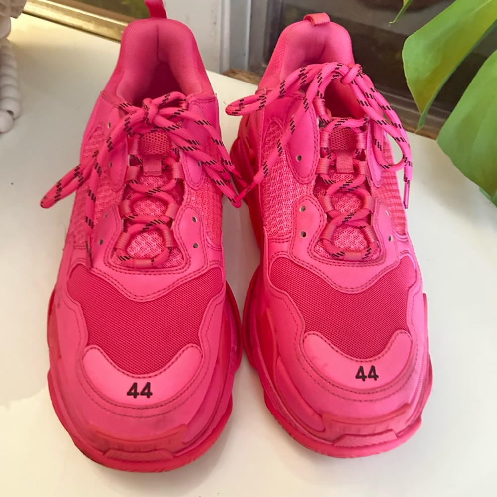 Men's size 11, Balenciaga, hot pink, tennis shoes